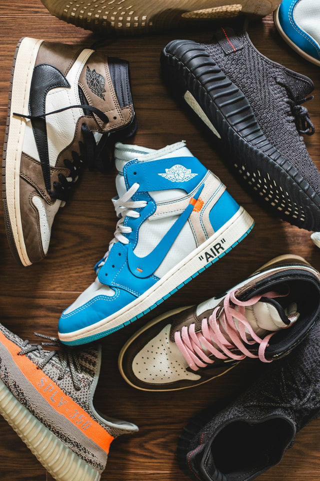 BNT Retro Court 92 pair